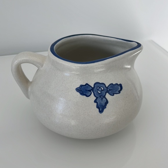 Pfaltgraff Yorktowne Gravy Boat Large Milk Creamer Blue Flowers - Picture 4 of 9